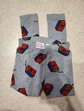 Hanna Andersson Gray Leggings with Red and Blue Juice Box Print